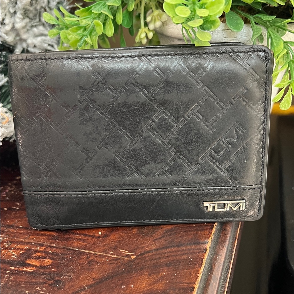 TUMI Black Leather Wallet